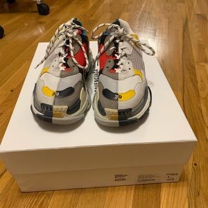 🚫SOLD🚫Balenciaga Triple S Split Size 39